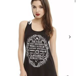 Disney Peter Pan Crochet Back Skull Girls Tank Top size small